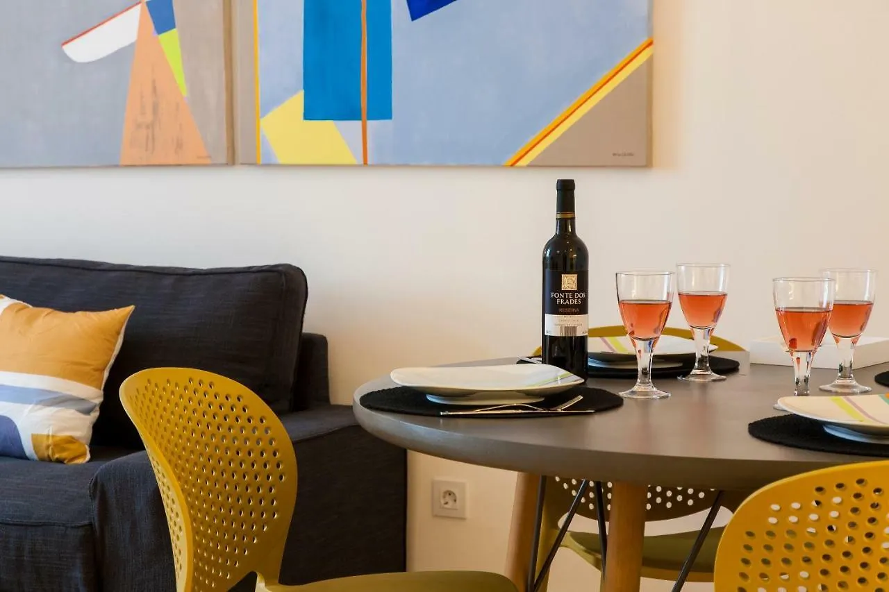 ALTIDO Modern 1-bed Apt nearby Praça do Comércio, in Baixa Lisbona Appartamento